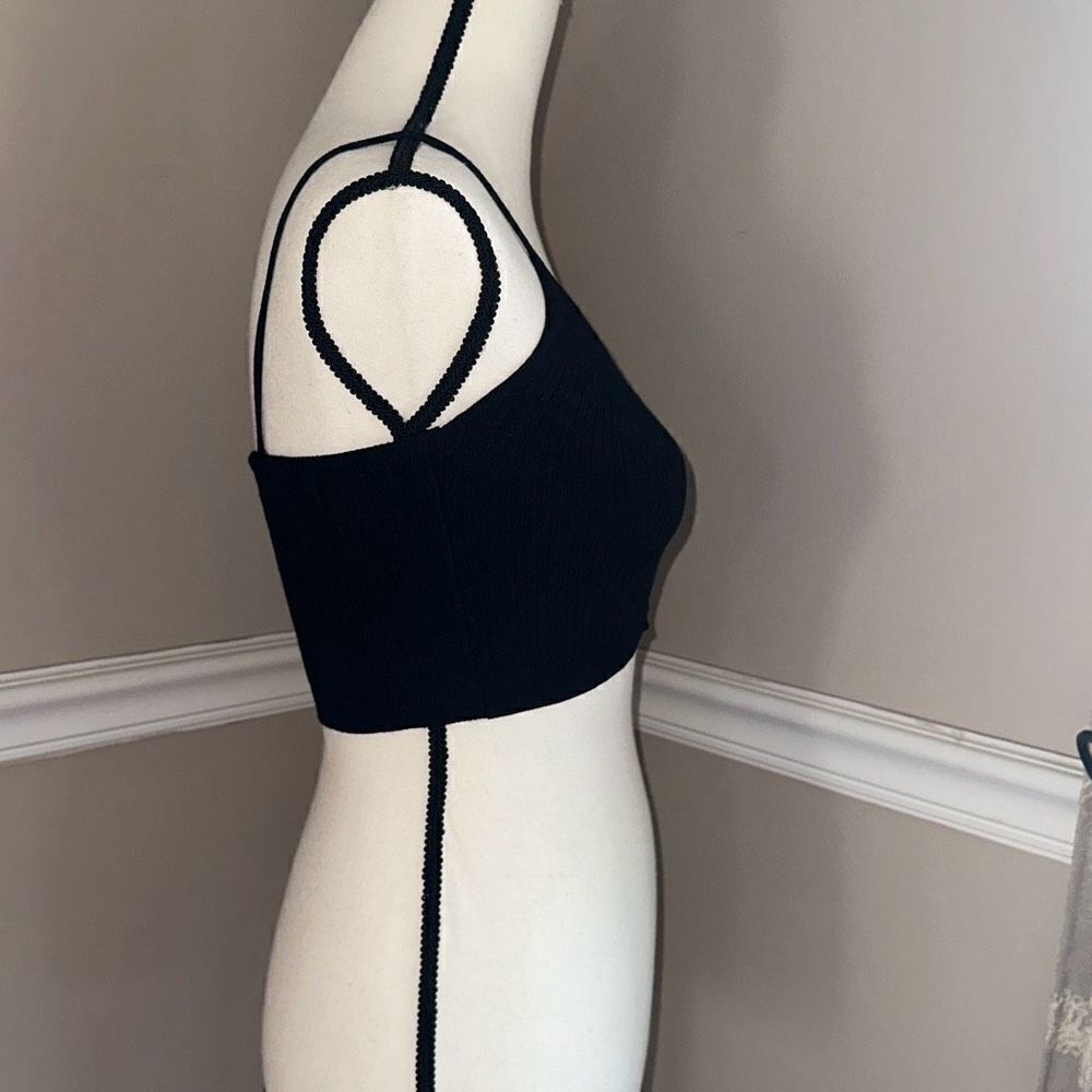 SHEIN Crop Tank Top - Picture 3 of 5
